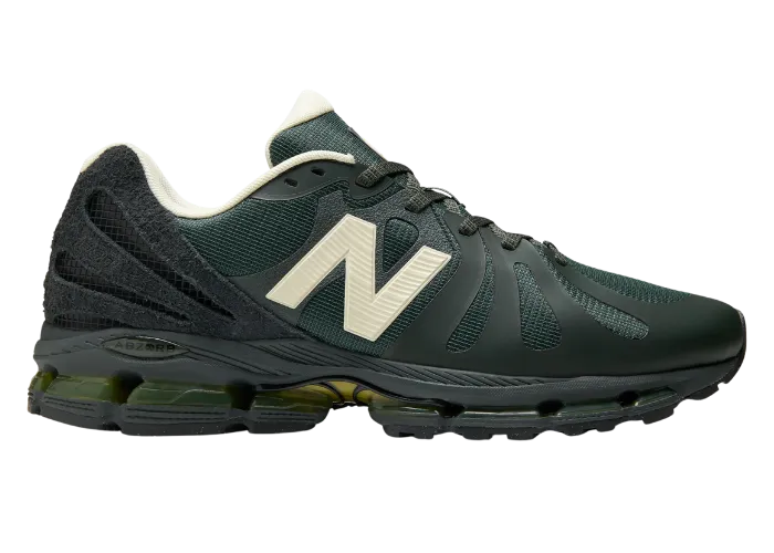 Official Photos of the Green Stone Island x New Balance 1890 Bring